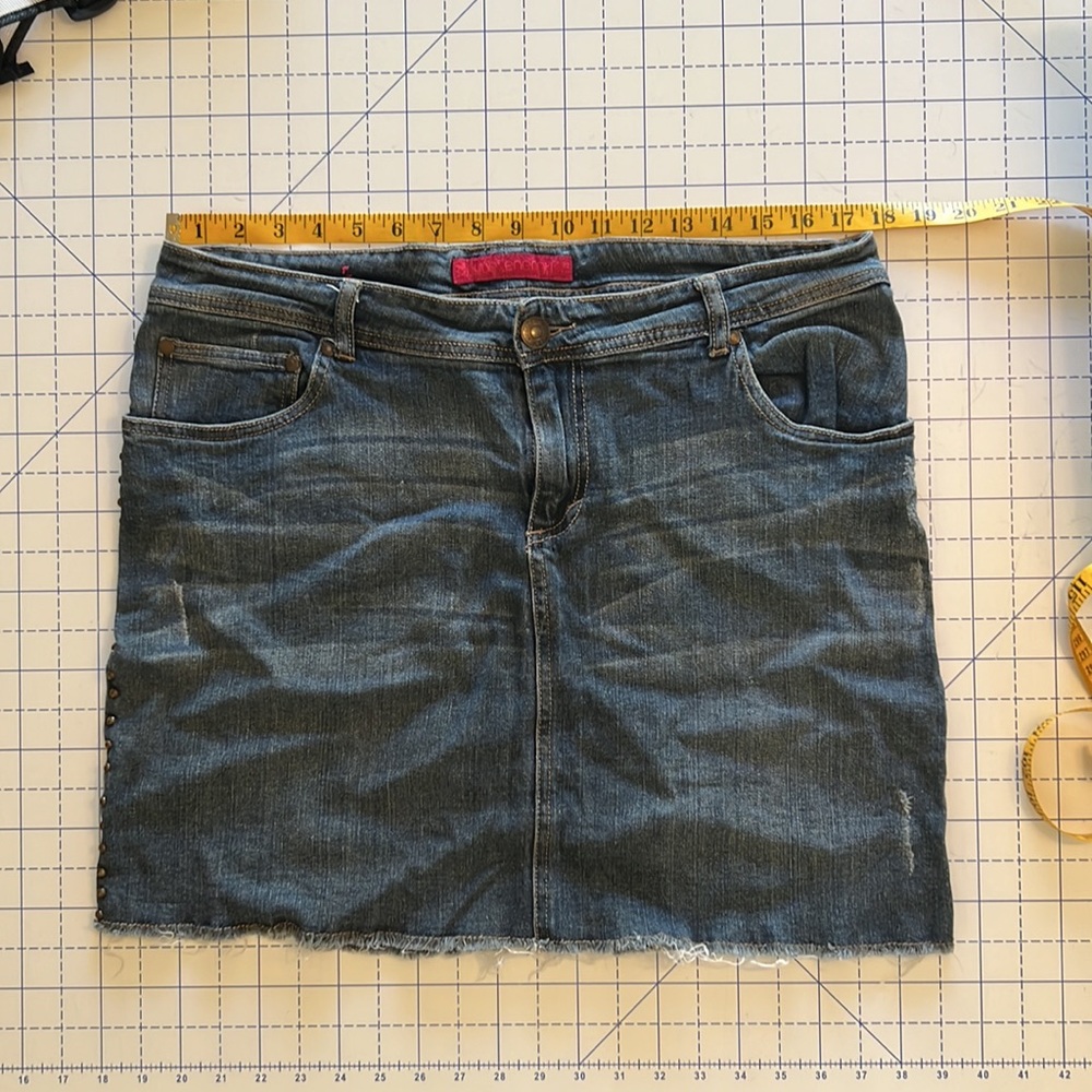 Pure Energy size 14 jean skirt - Picture 7 of 7